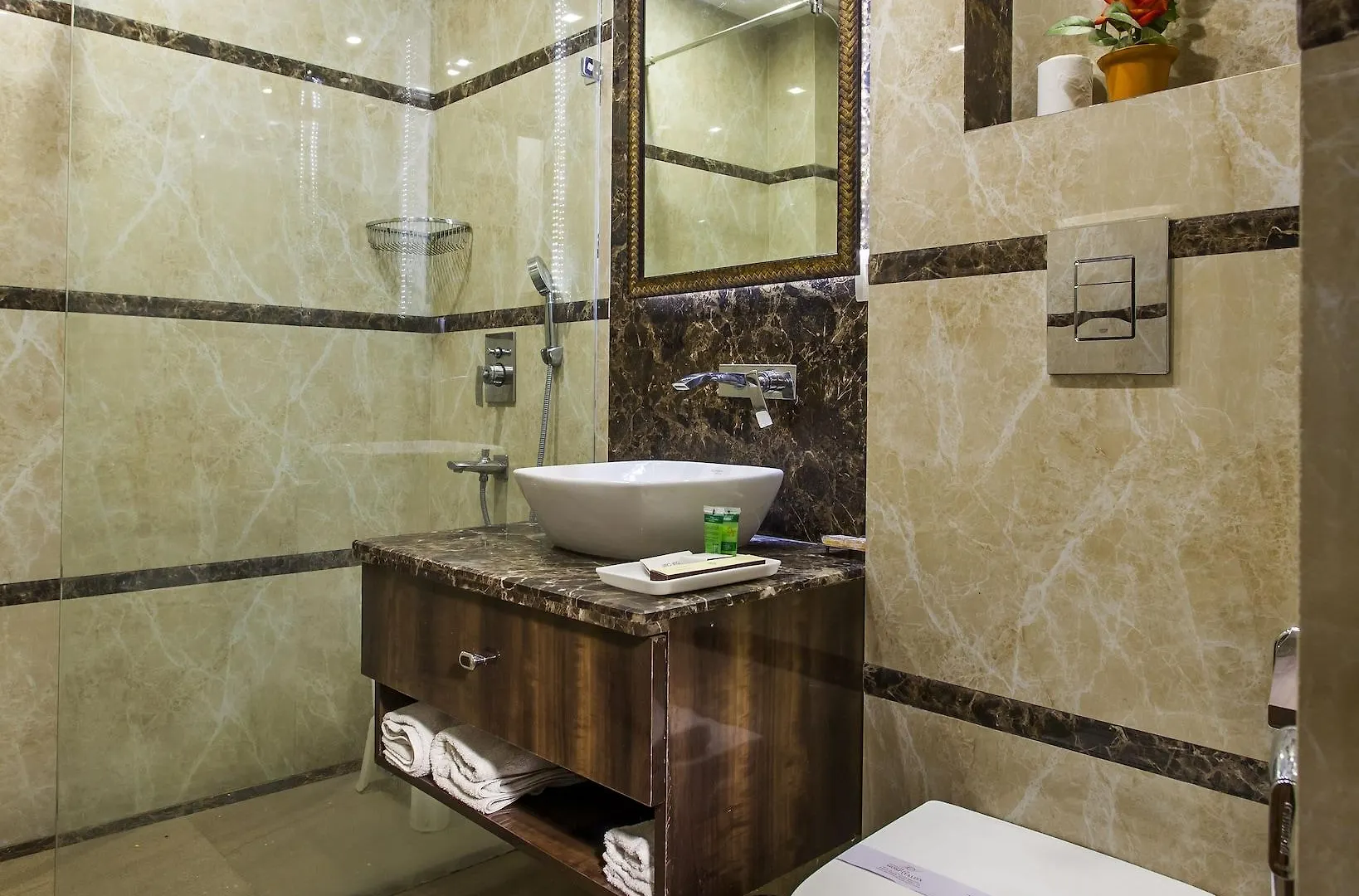 Hotel Sunstar Heritage Delhi  Delhi (National Capital Territory of India)