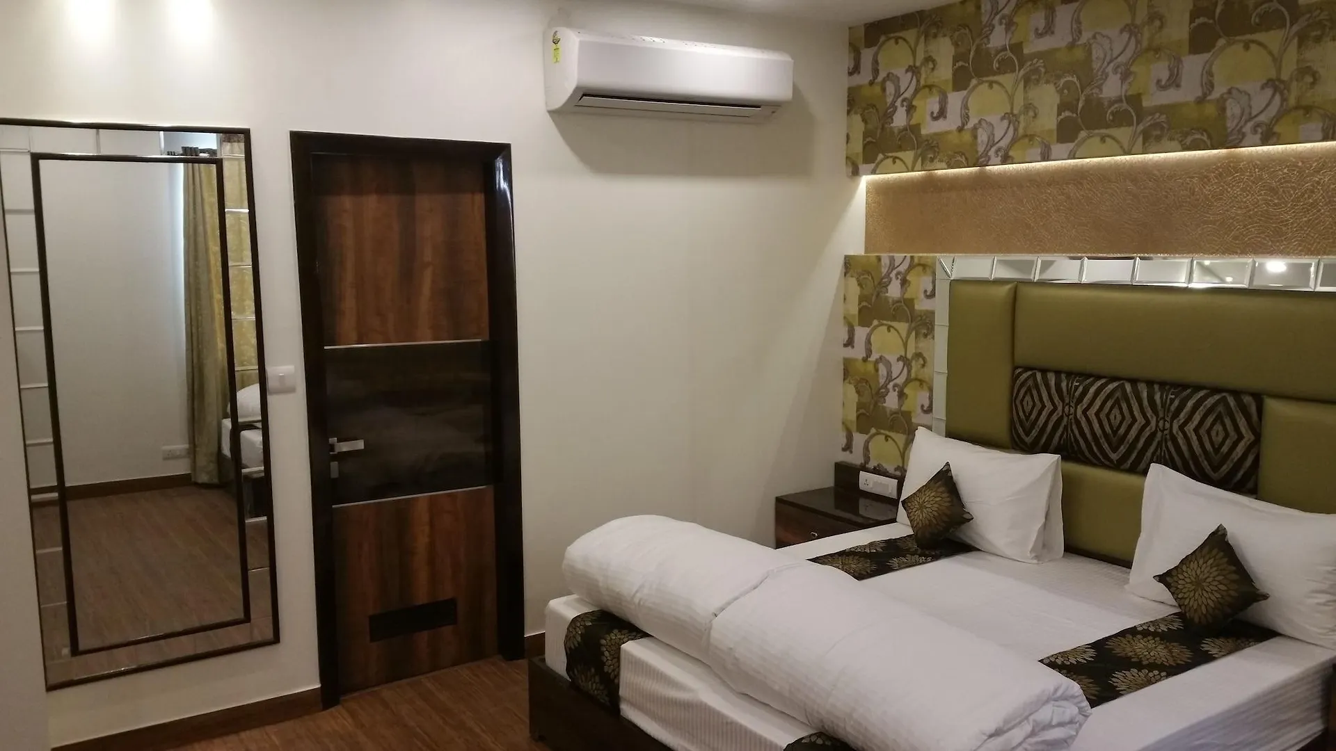 Hotel Sunstar Heritage Delhi  3*, Delhi (National Capital Territory of India) India