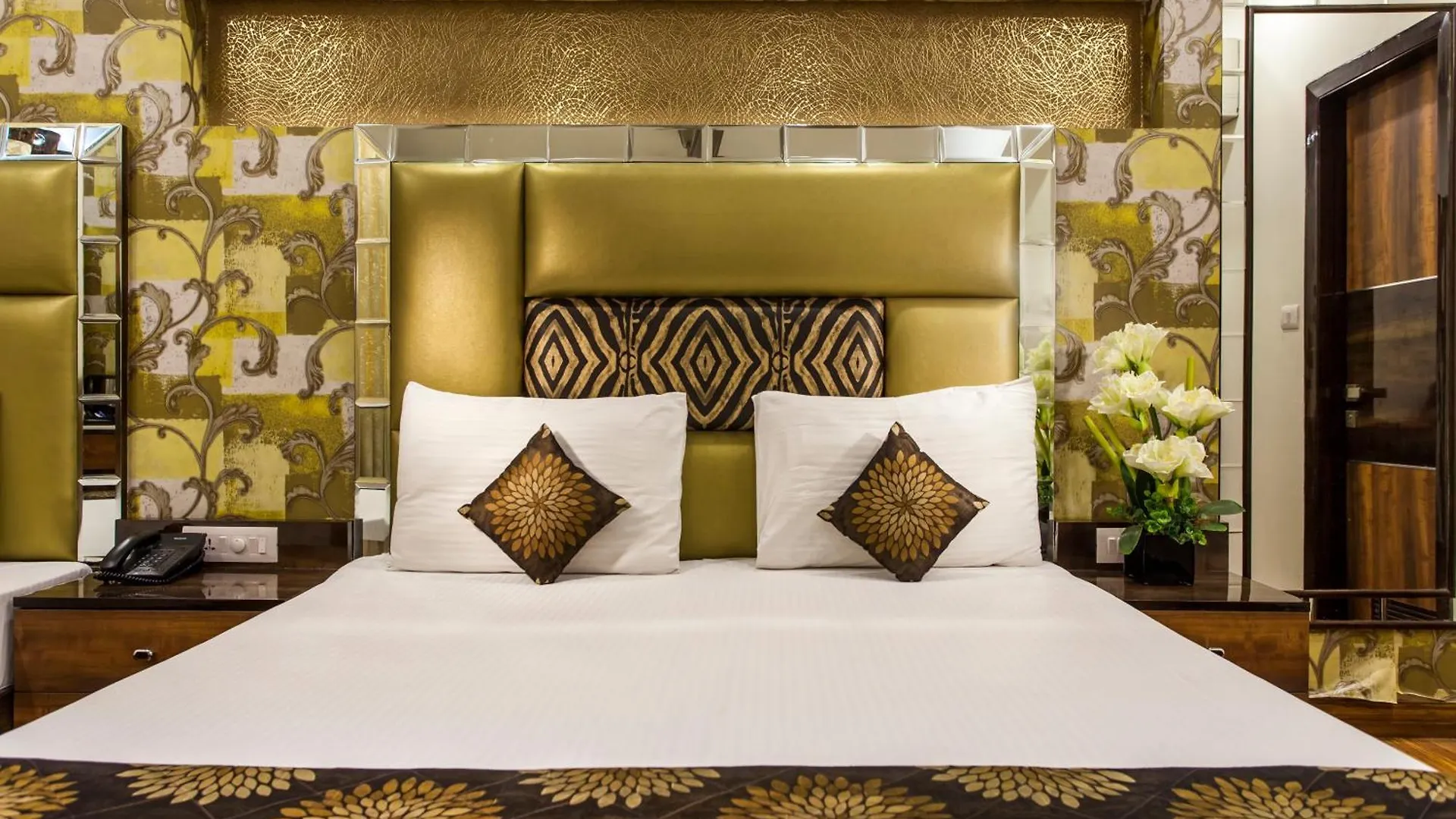 Hotel Sunstar Heritage Delhi  India