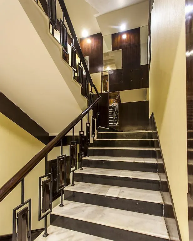 Hotel Sunstar Heritage Delhi
