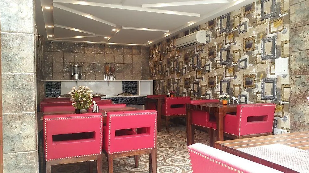 Hotel Sunstar Heritage Delhi