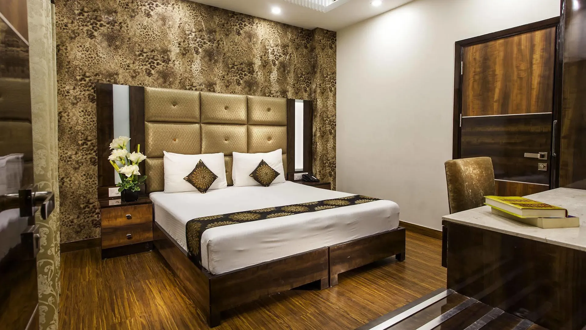 Hotel Sunstar Heritage Delhi